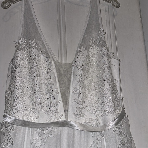 Ever Pretty White Gown size 2XL - Picture 5 of 7